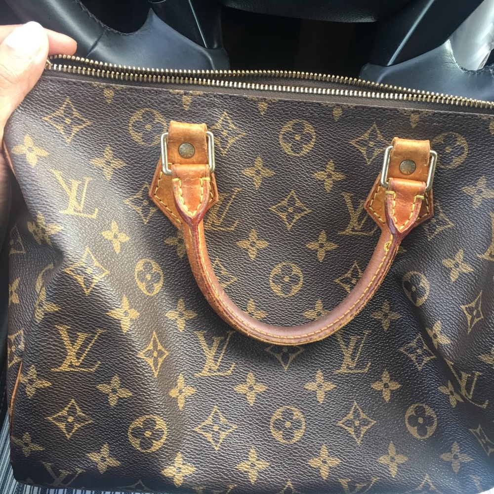 Louis Vuitton speedy 30 Authentic